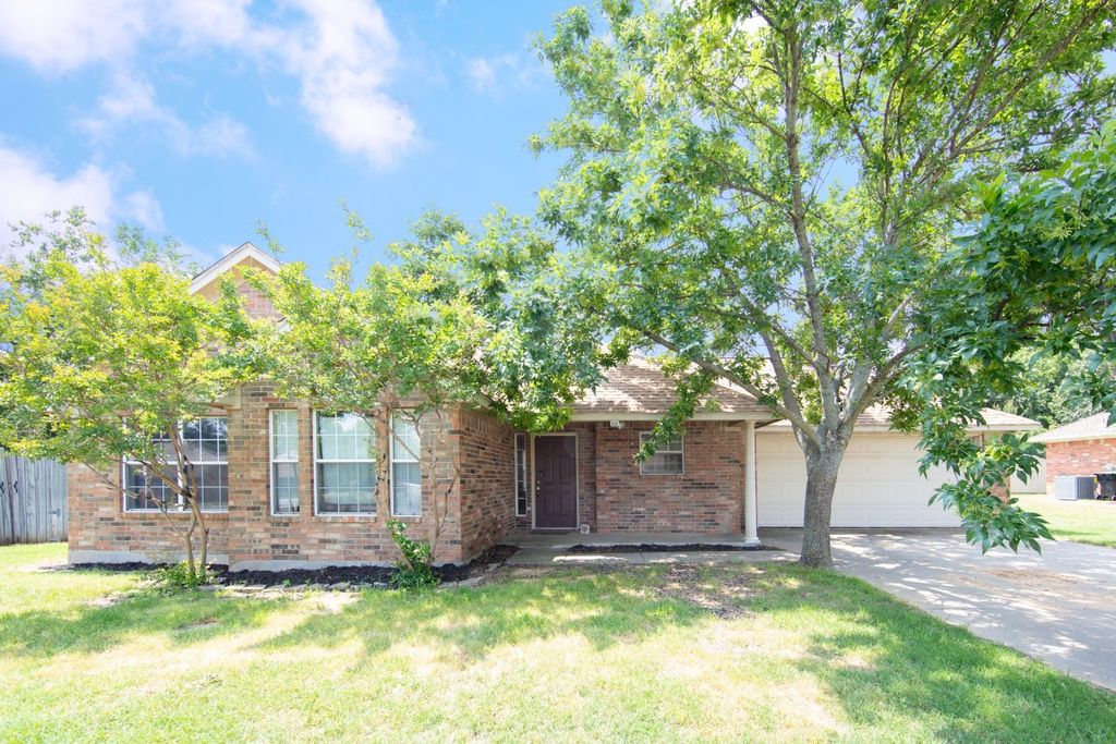 229 Point Cir, Pilot Point, TX 76258 Trulia