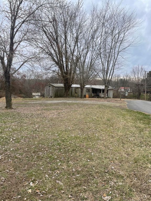 306 J Tucker Ln, Russell Springs, KY 42642 Trulia