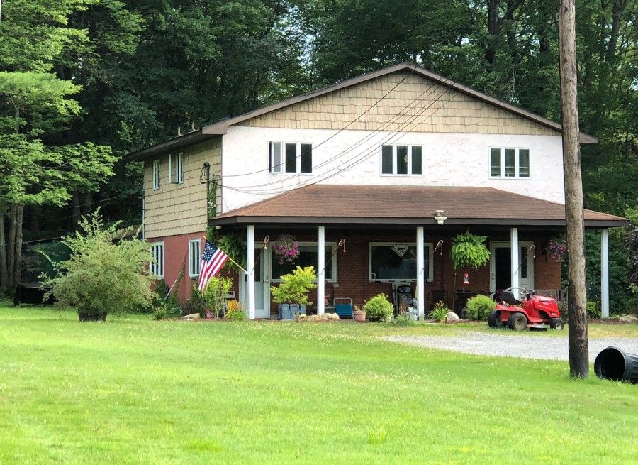 122 Mercury Rd, Saint Marys, PA 3 Bed SingleFamily Home 5 Photos