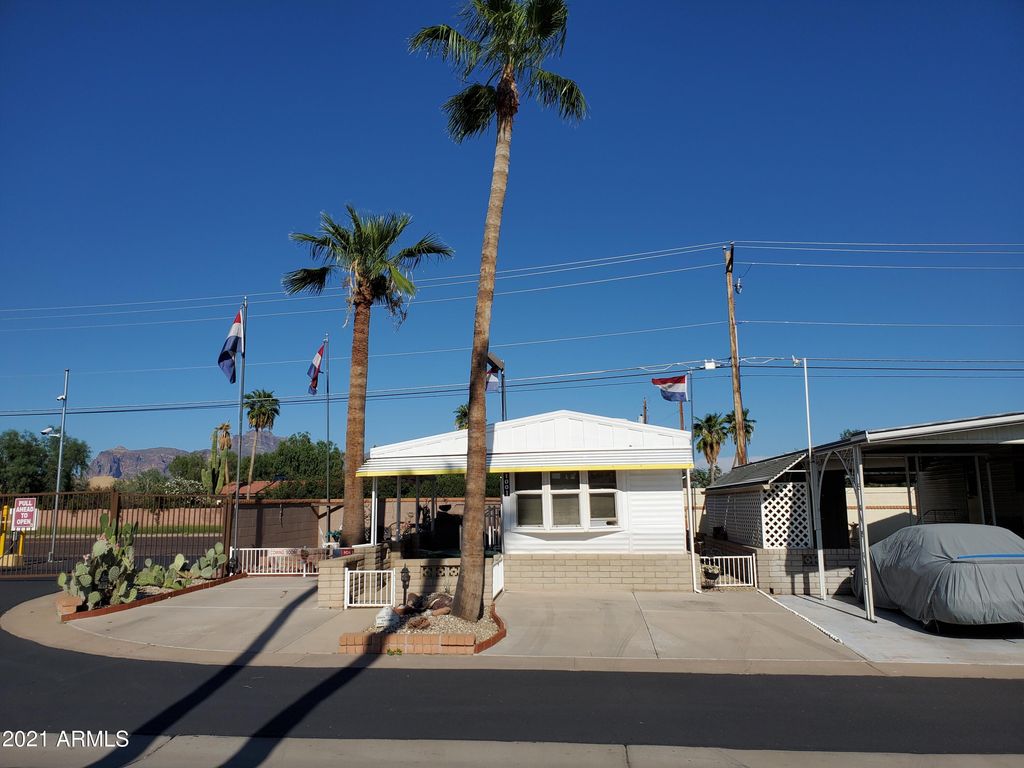 1000 S Idaho Rd #1, Apache Junction, AZ 85119