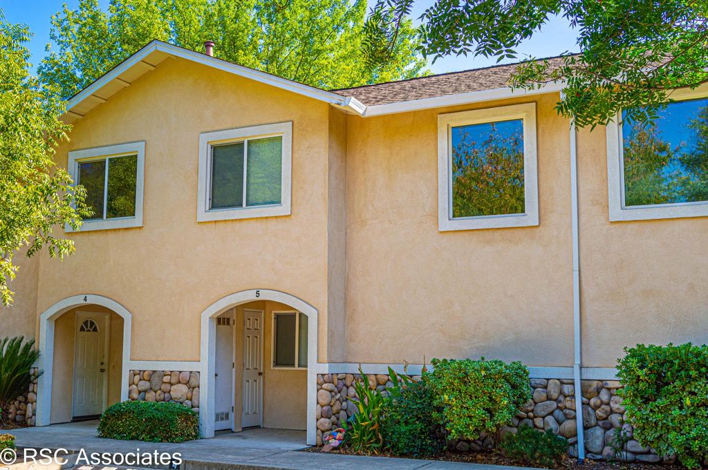 1363 E Lindo Ave #5, Chico, CA 95926