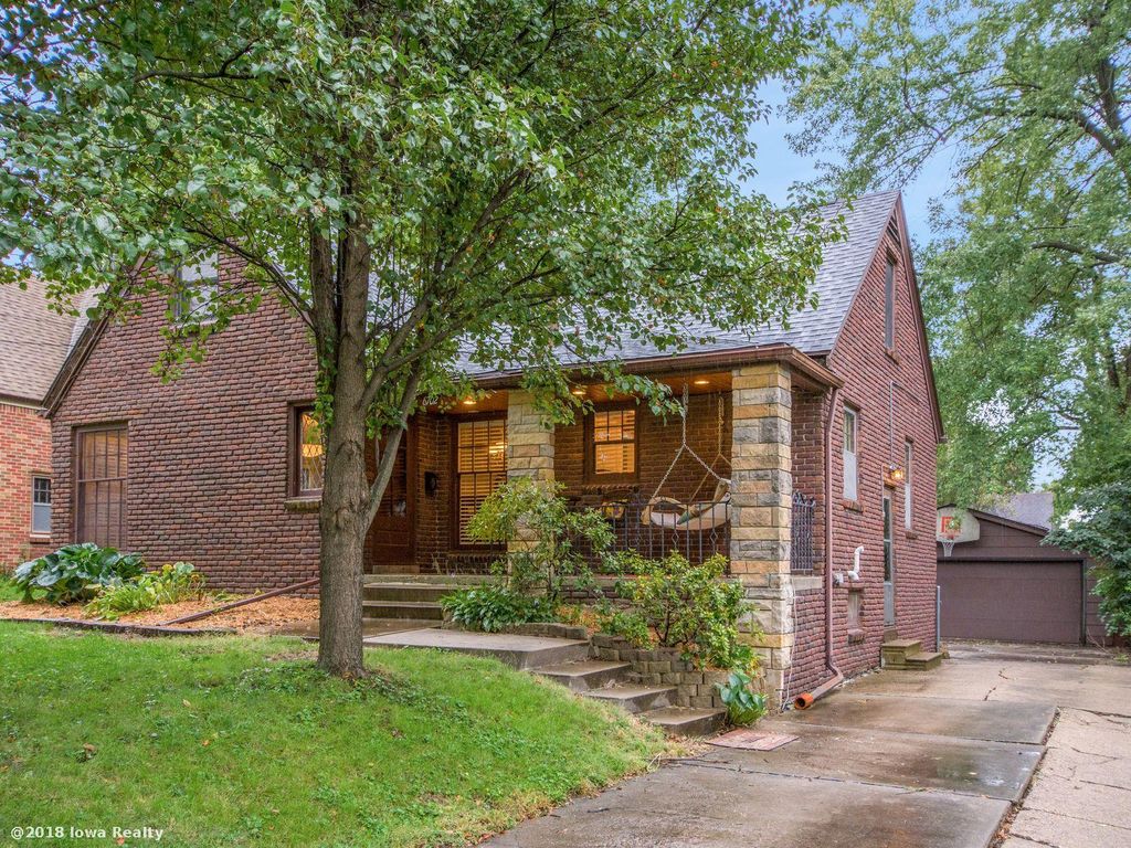 6702 Forest Ct, Windsor Heights, IA 50324 Trulia