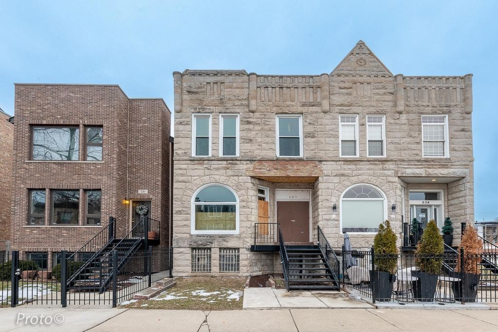 532 E Bowen Ave, Chicago, IL 60653