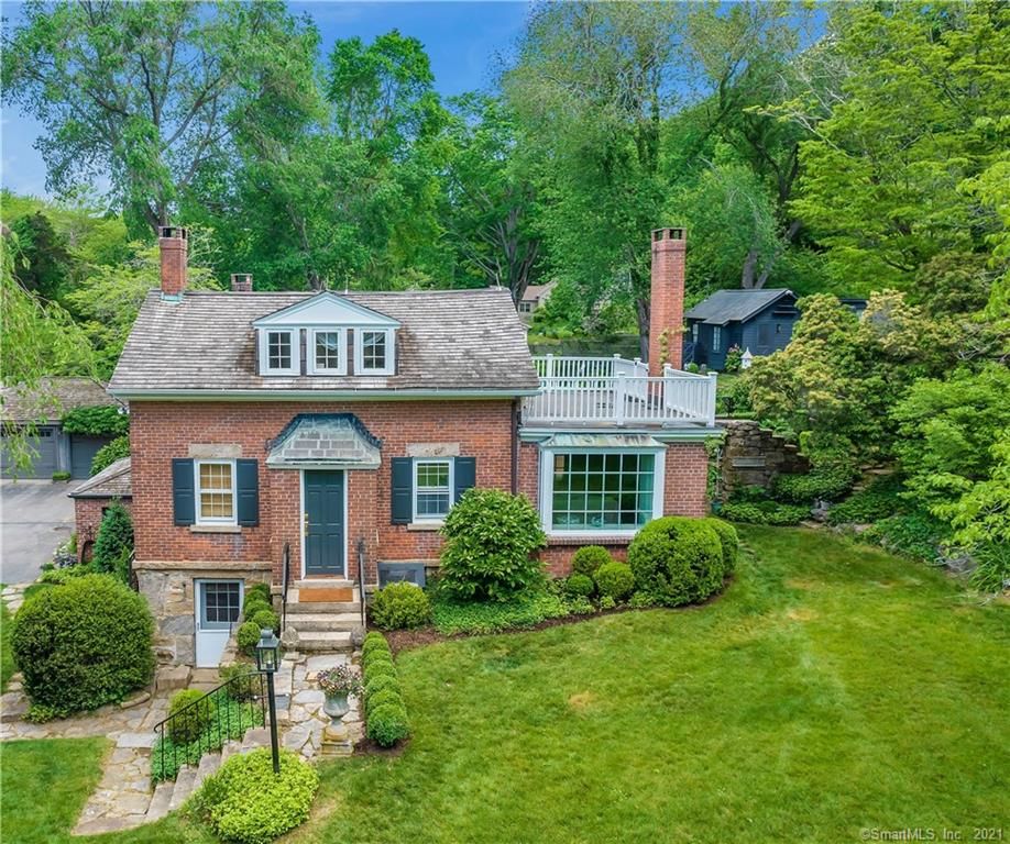 69 Neck Rd, Old Lyme, CT 06371