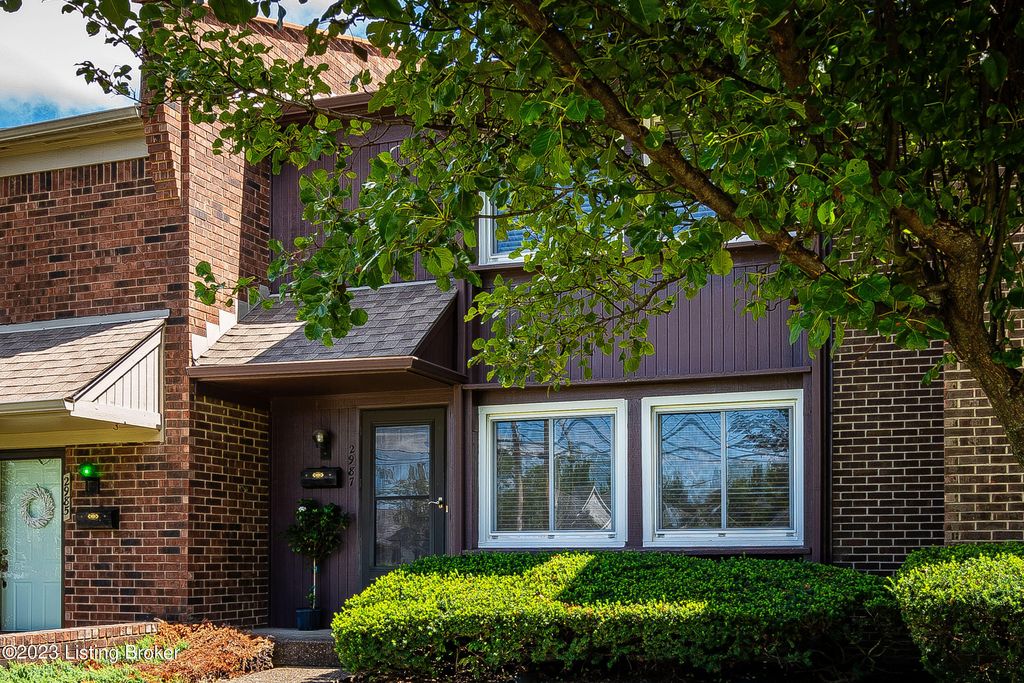 2987 Six Mile Ln, Louisville, KY 40220 Trulia