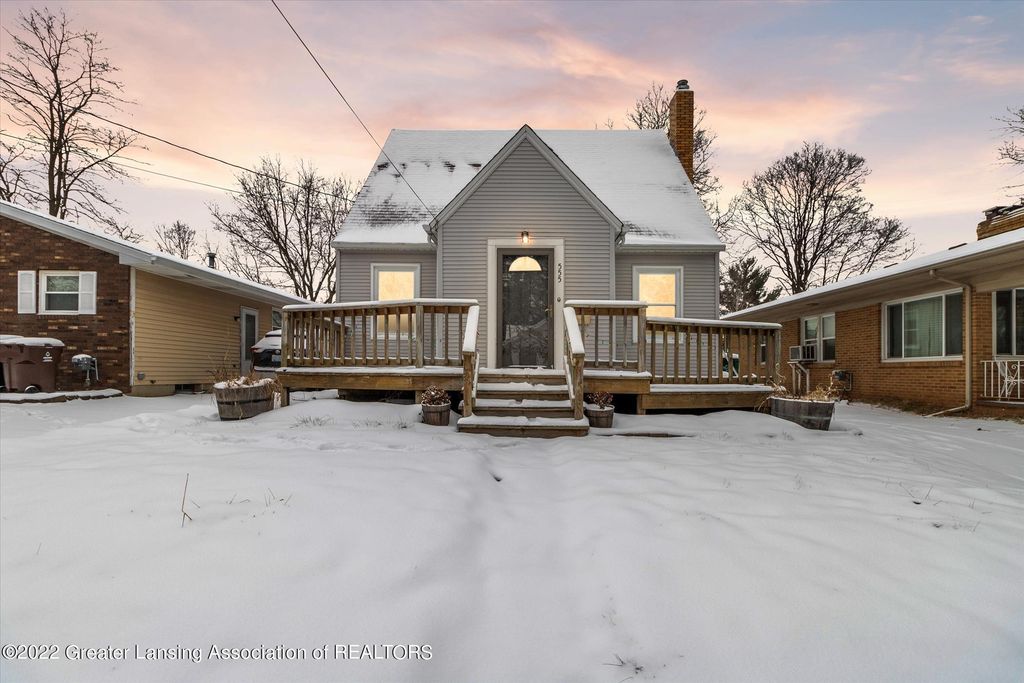 555 Tisdale Ave, Lansing, MI 48910