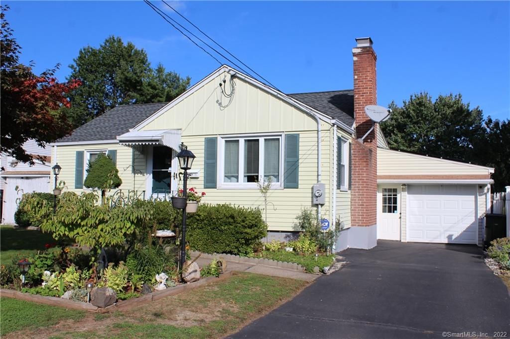 154 Randal Ave, West Hartford, CT 06110