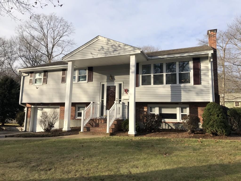 37 Michael Dr, Brockton, MA 3 Bed, 2 Bath SingleFamily Home 18