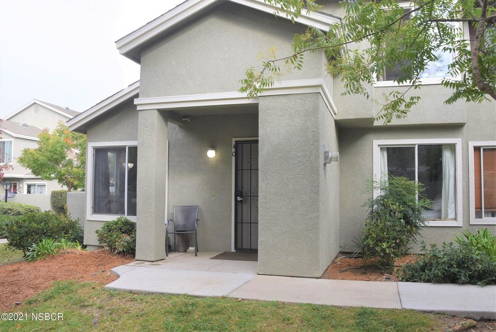 220 E Grant St #40, Santa Maria, CA 93454
