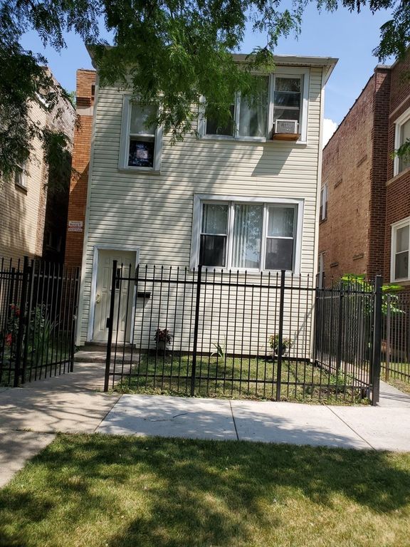 4850 W Thomas St, Chicago, IL 60651