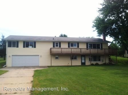 131 Bingham Dr, Brooklyn, MI 49230