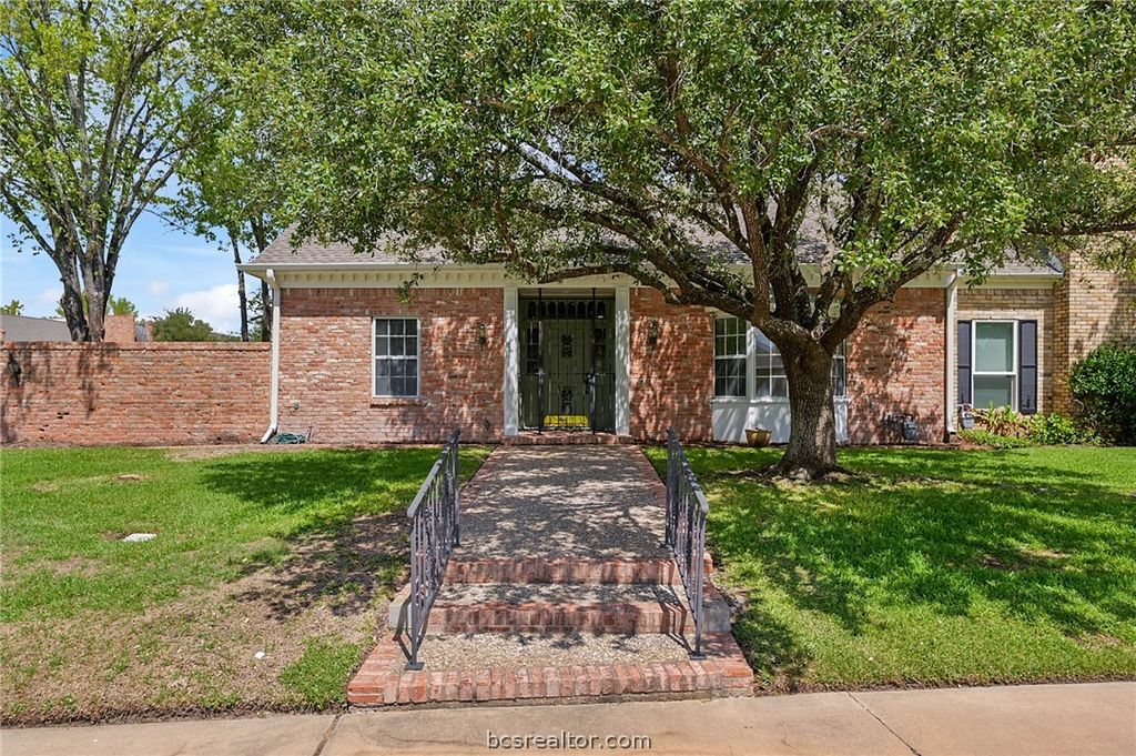 1201 Brook Hollow Dr, Bryan, TX 77802 MLS 22013471 Trulia