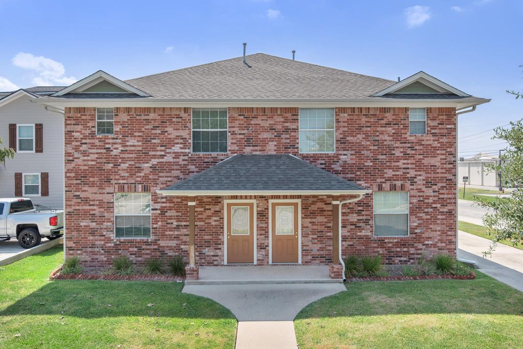 300 Ash St, College Station, TX 77840