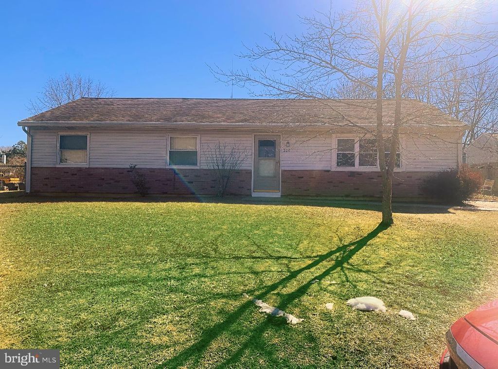 206 Coville Dr, Browns Mills, NJ 08015
