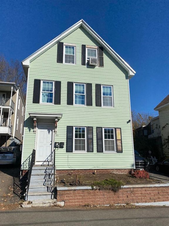 53 Winter St, Manchester, NH 03102