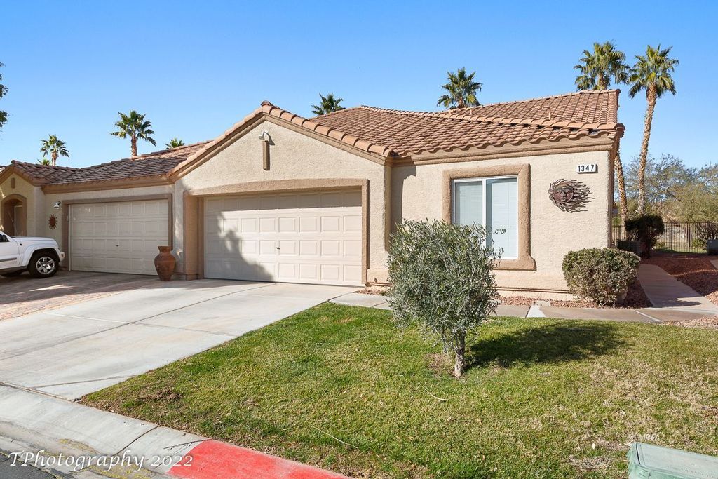 1347 Harbour Dr, Mesquite, NV 89027
