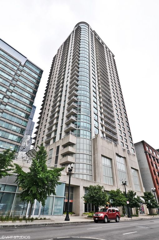 125 S Jefferson St #2605, Chicago, IL 60661