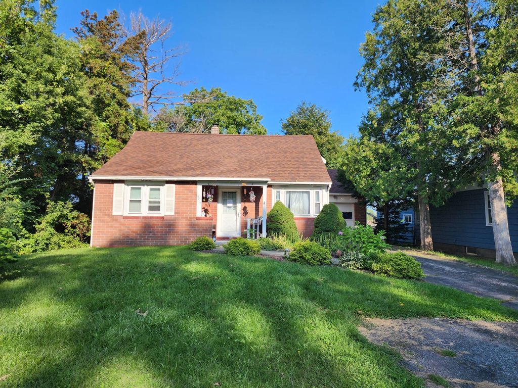 6910 Buckley Rd, North Syracuse, NY 13212 | MLS# 11204954 | Trulia