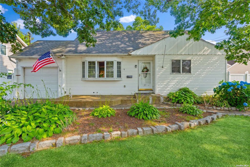 49 Birchfield Avenue, Babylon, NY 11702 MLS 3562232 Trulia