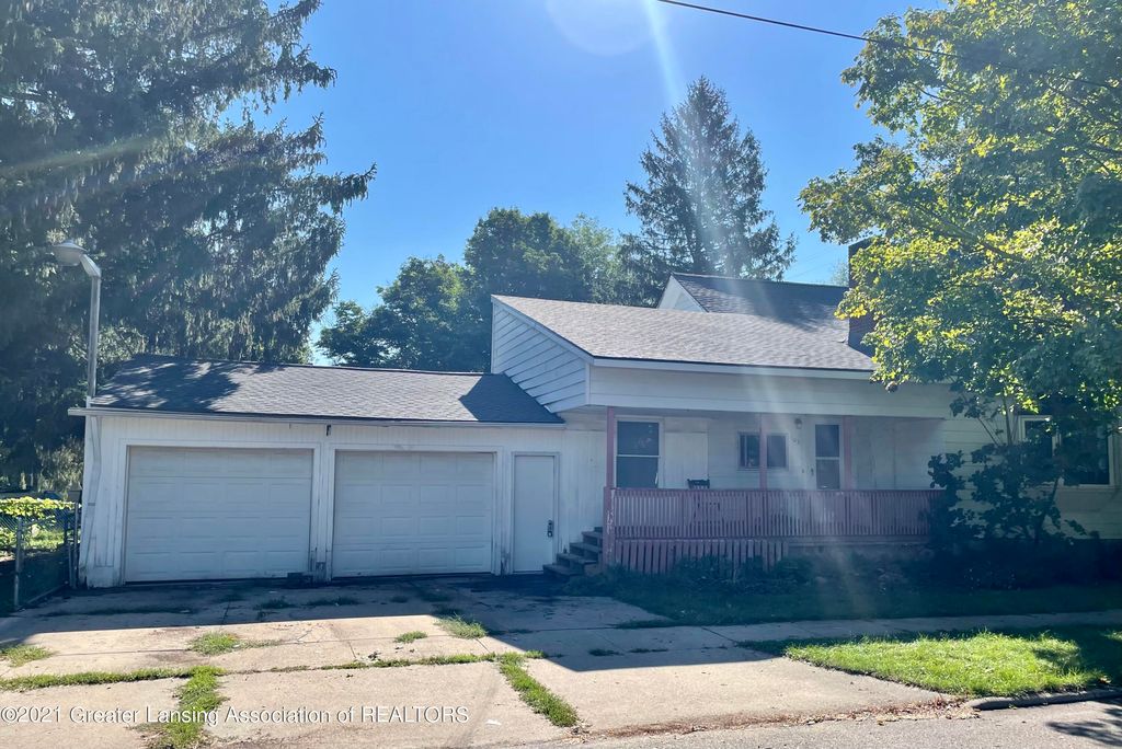 103 W 1st North St, Laingsburg, MI 48848
