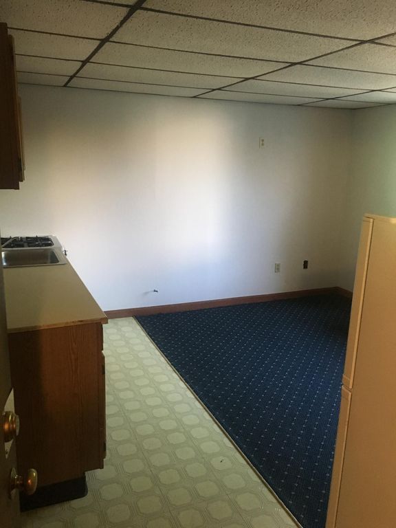 110 Middle St, Waterbury, CT 06706