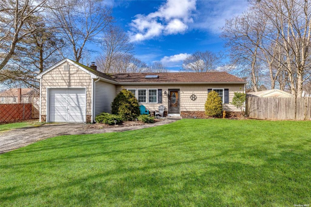 62 Woodycrest Drive, Farmingville, NY 11738 Trulia