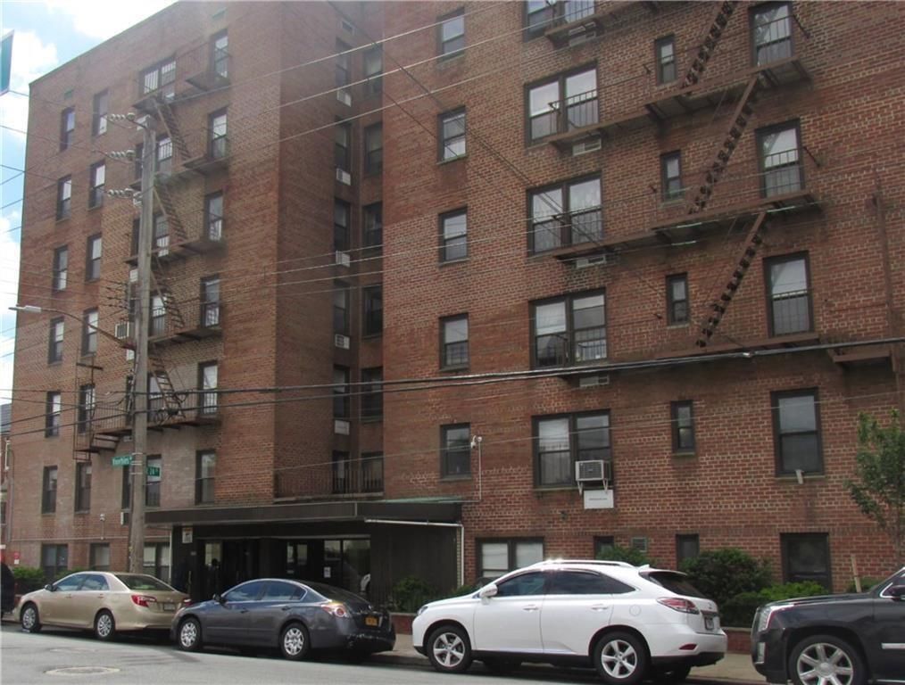 2330 Voorhies Ave #2C, Brooklyn, NY 11235