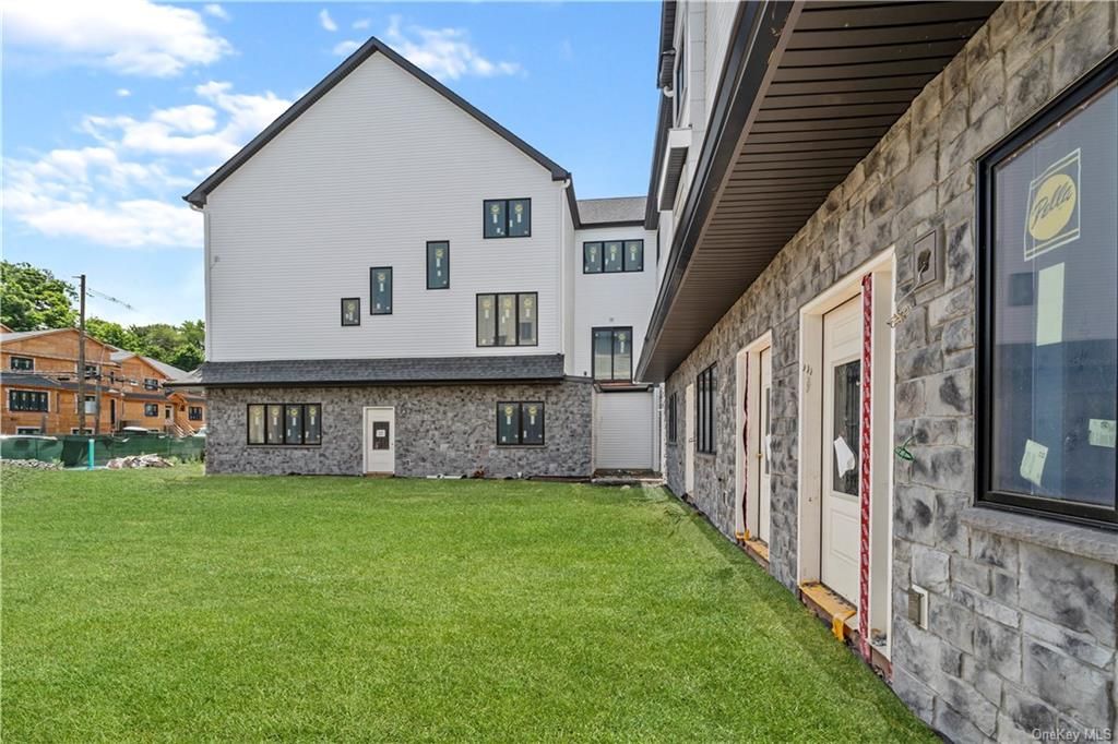 6 Monsey Blvd #201, Monsey, NY 10952