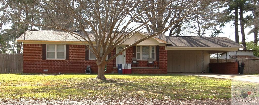 514 Central Ave, Wake Village, TX 75501