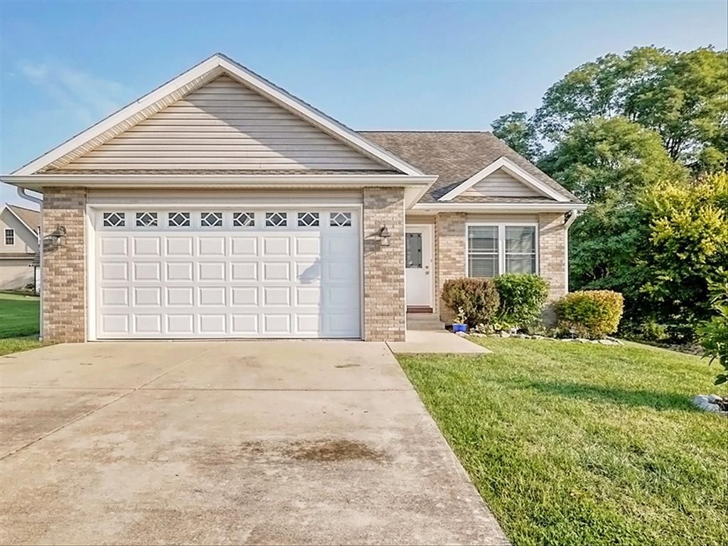 4180 W Coffey Ln, Bloomington, IN 47404 See Estimated Value