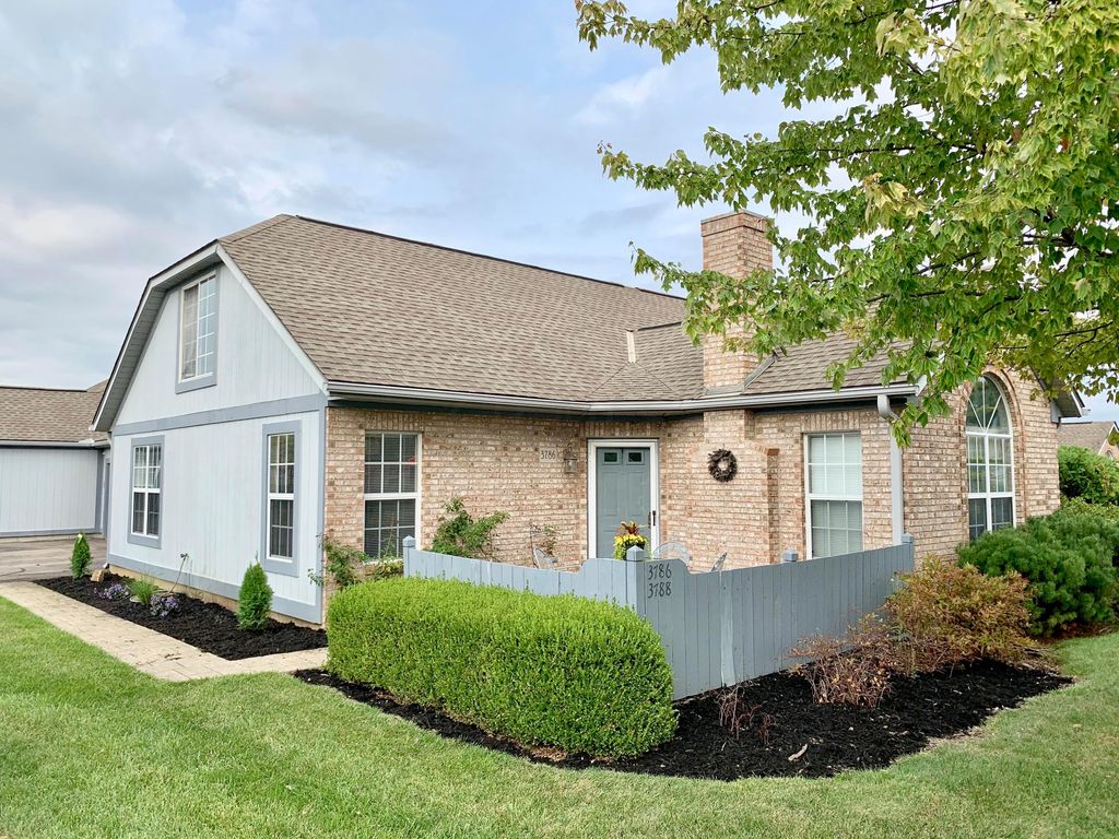 3786 Mill Stream Dr 16, Hilliard, OH 2 Bed, 2 Bath Condo 21 Photos