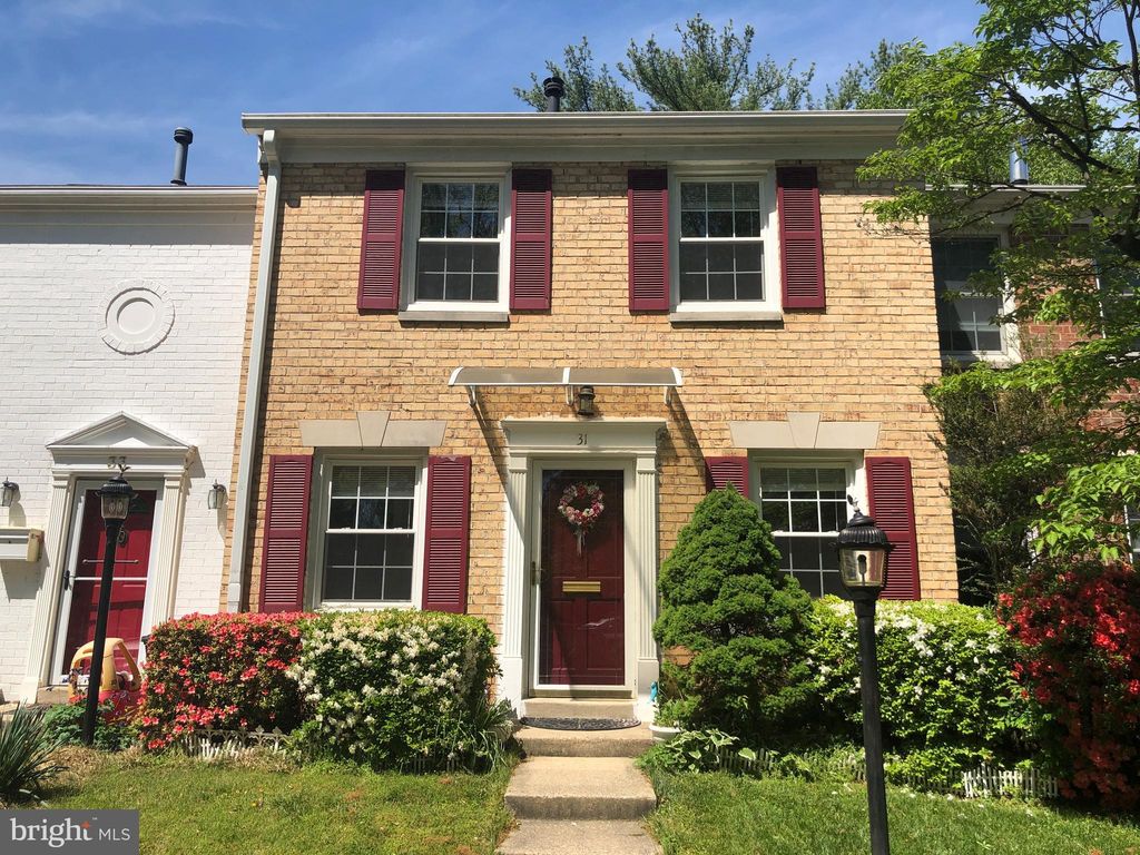 31 Longmeadow Dr, Gaithersburg, MD 20878