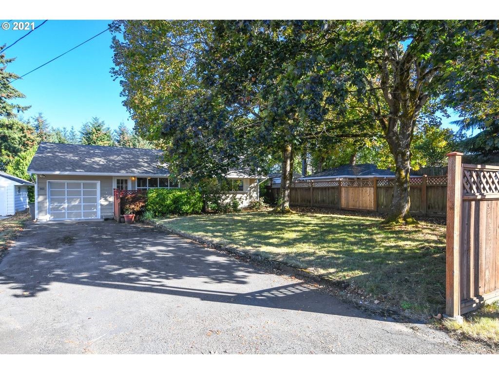5205 NW Lincoln Ave, Vancouver, WA 98663