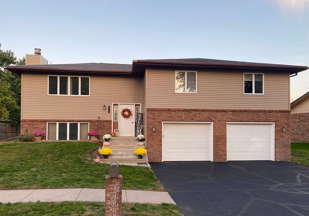 3365 36th Ave, Columbus, NE 68601