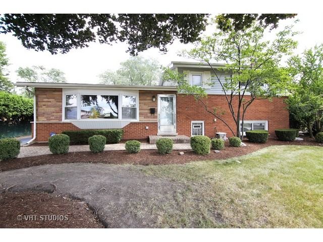 707 N Windsor Dr, Mount Prospect, IL 60056