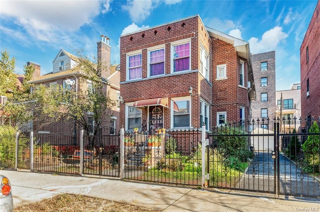 2788 Claflin Avenue Bronx NY 10468 Trulia