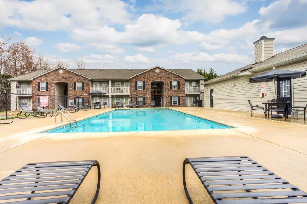 2452 Bellemeade St, High Pt, NC 27263