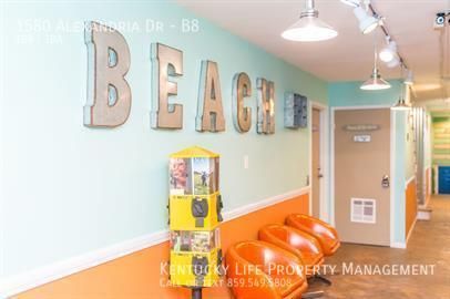 1580 Alexandria Dr #B8, Lexington, KY 40504