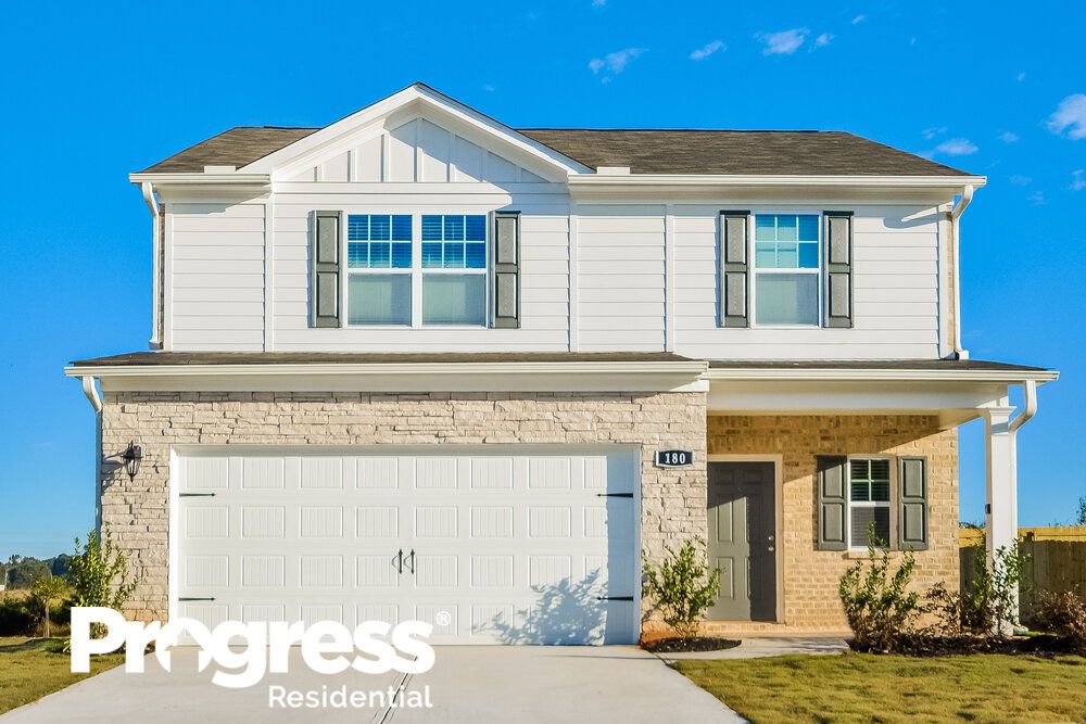 180 Oliver Dr, Locust Grove, GA 30248