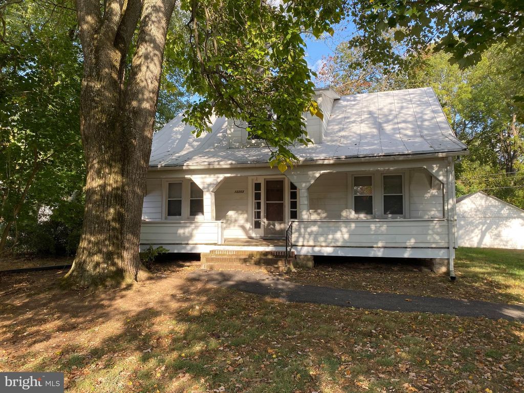12203 Park Heights Ave, Albany, MD 21117