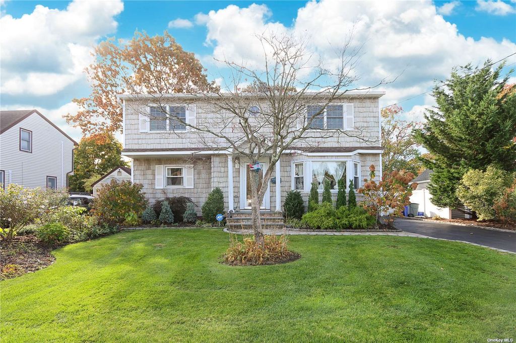 320 Street, West Islip, NY 11795 Trulia