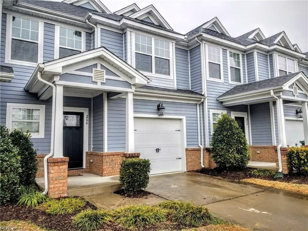 264 Craftsman Cir, Suffolk, VA 3 Bed, 2.5 Bath Townhouse 9 Photos
