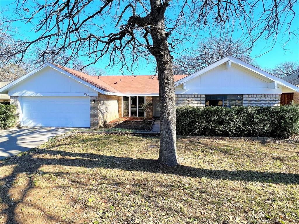 3500 Pecan Cir, Bedford, TX 76021