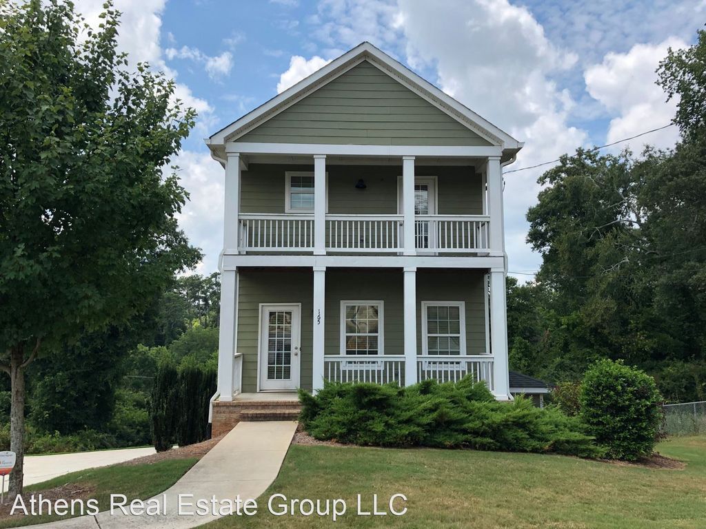 165 Ruth Dr, Athens, GA 30601