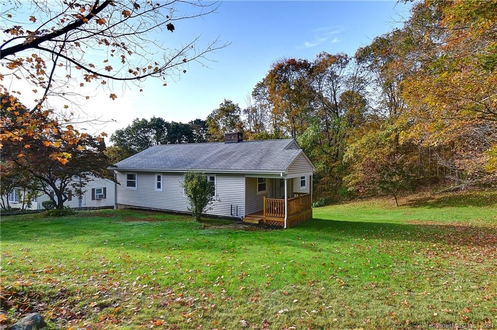 670 Millville Ave, Naugatuck, CT 06770