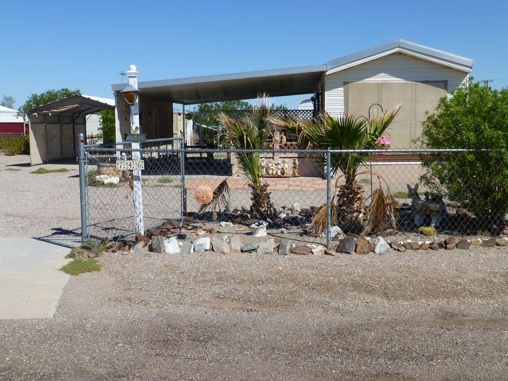 746 Desert Dr, Quartzsite, AZ 85346
