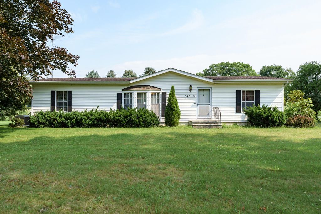 16215 E B Ave, Augusta, MI 49012