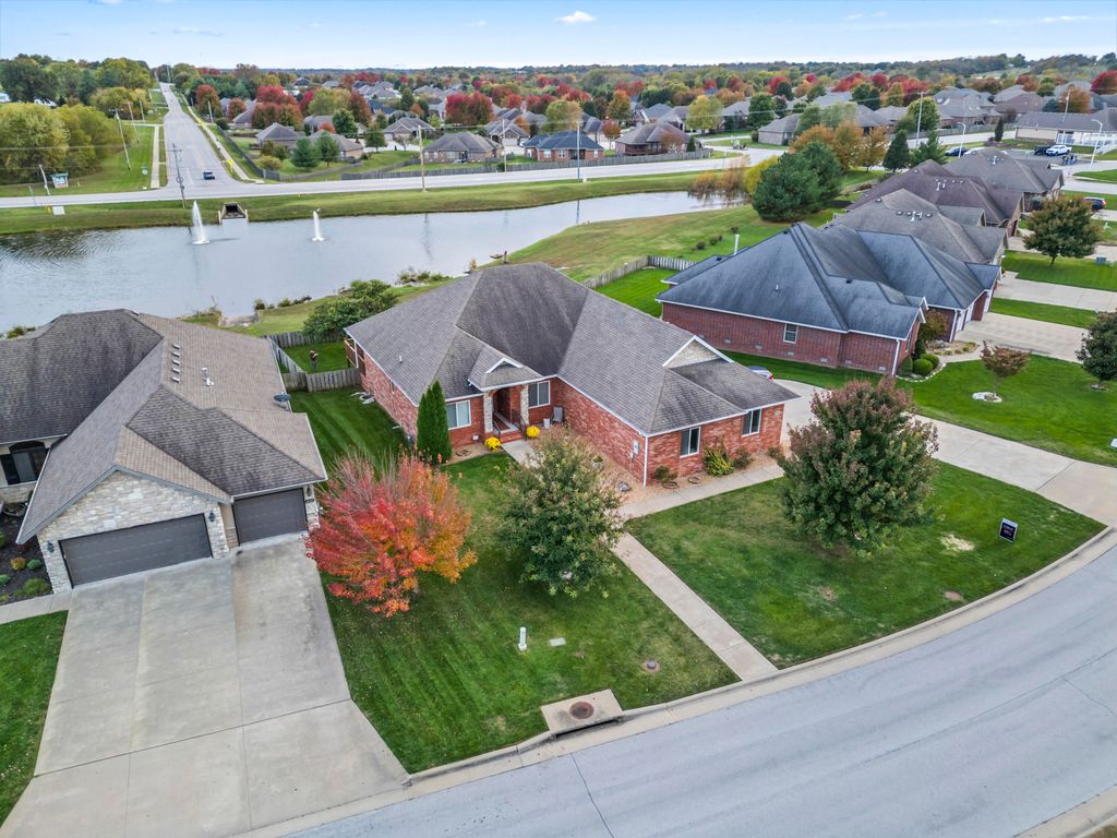 65802 Homes For Sale & 65802 Real Estate - 273 Homes | Trulia