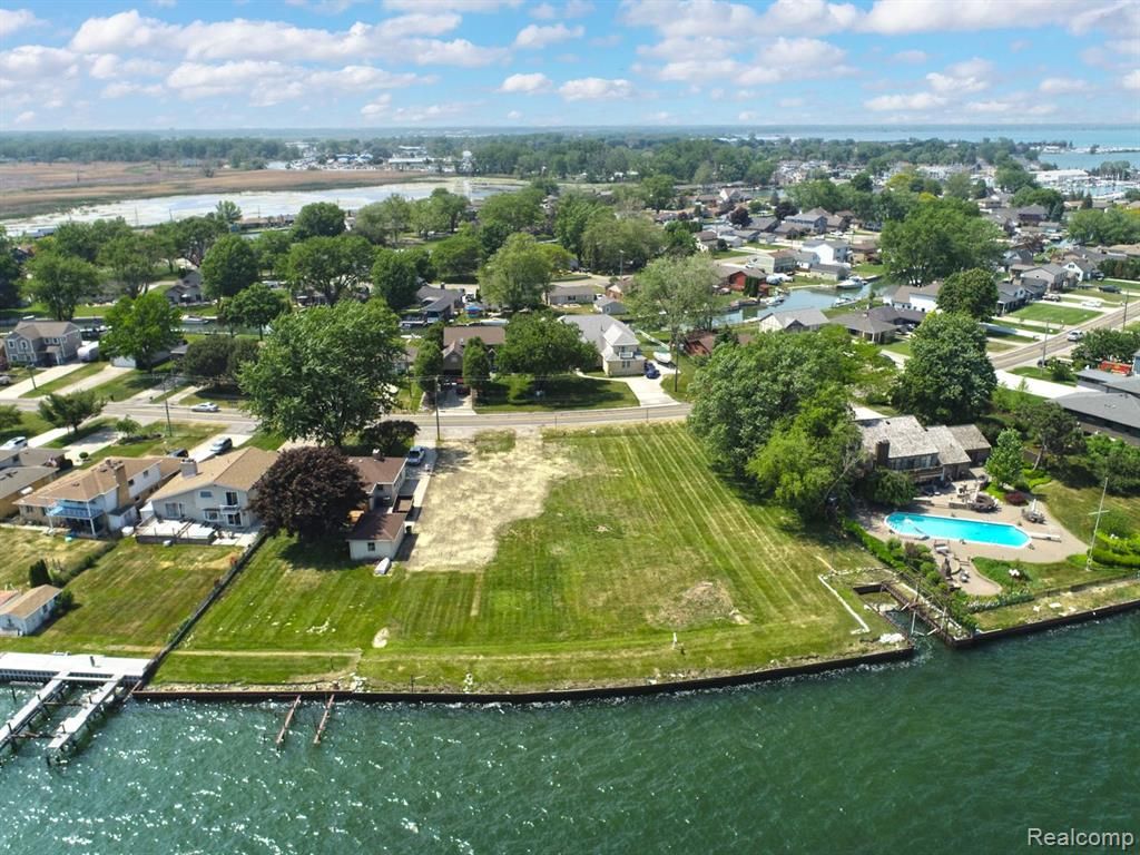 39196 Lakeshore Dr, Harrison Township, MI 48045 MLS 20230044395 Trulia