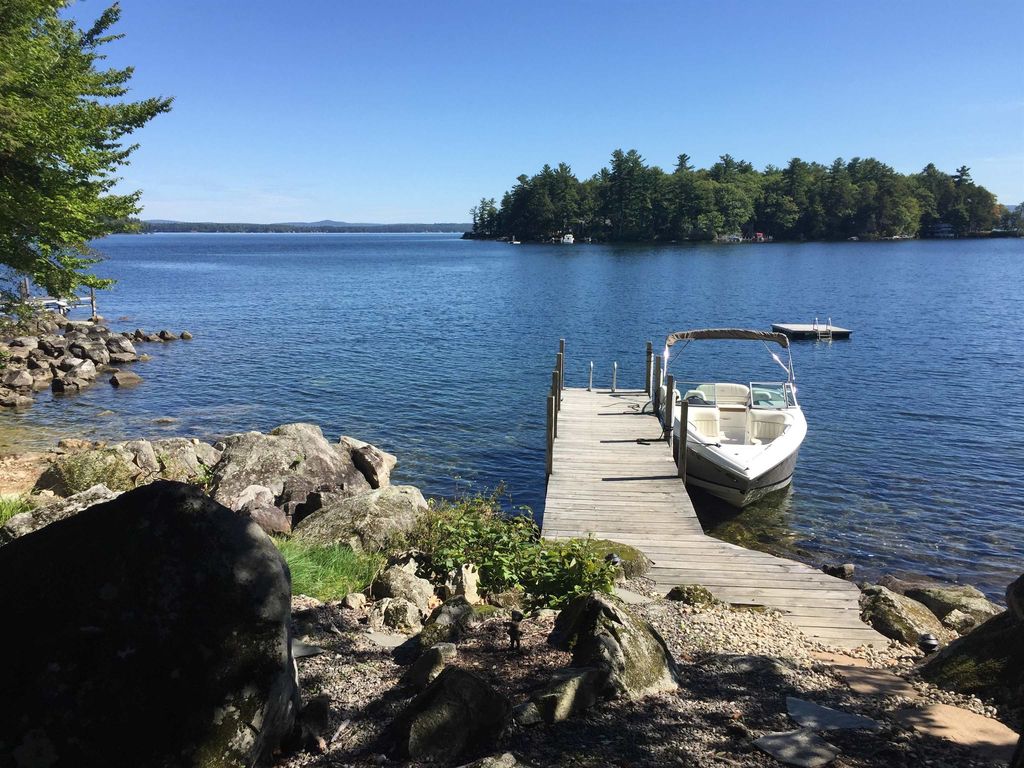 232 Sleepers Is, Alton Bay, NH 03810